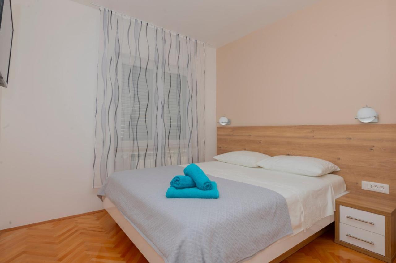 Apartments Radeljic Podstrana Eksteriør bilde