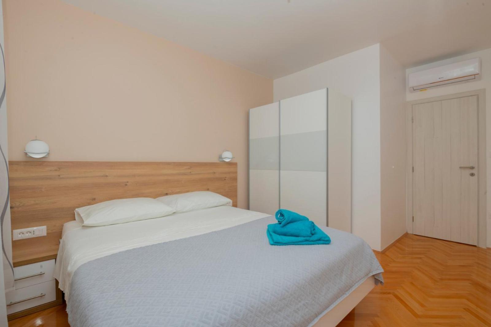 Apartments Radeljic Podstrana Rom bilde